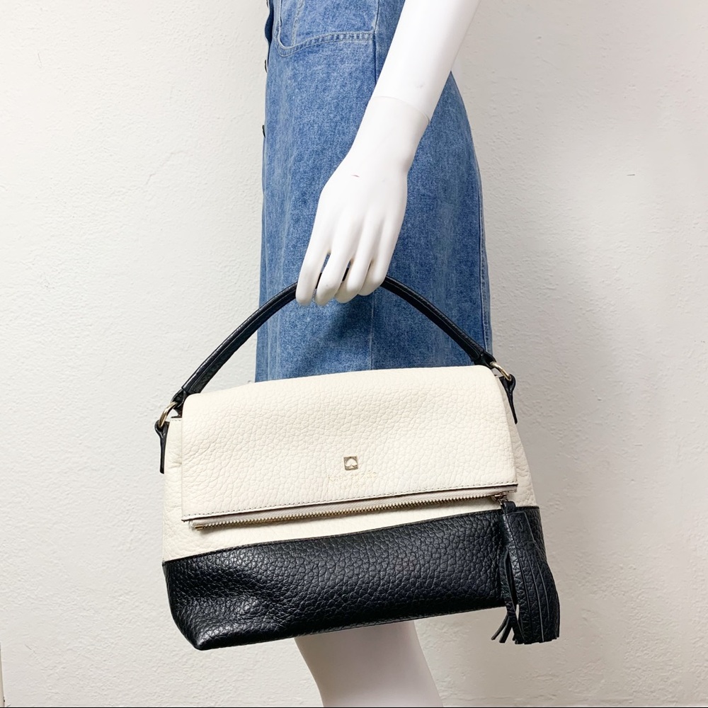 Kate Spade Cobble Hill Flap Handbag Tassel Purse - Picture 2 of 14